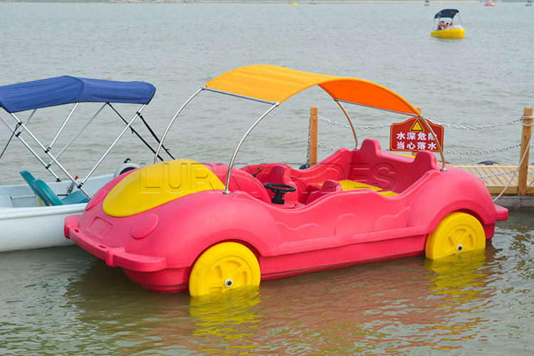 New design amusement equipment plastic electric pedal boat for sale