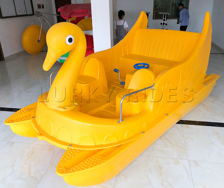 Low price Water amusement park fiberglass used swan pedal boats