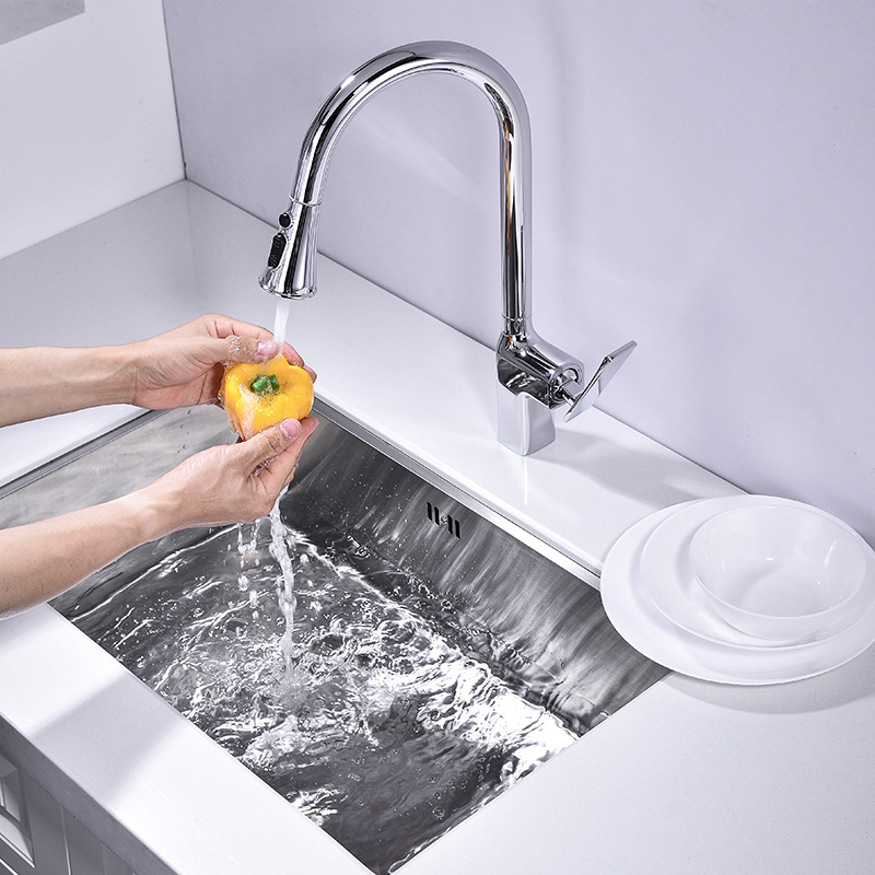 Lusa New Product Single Hole Brass Pull Down Sprayer Kitchen Sink Faucet