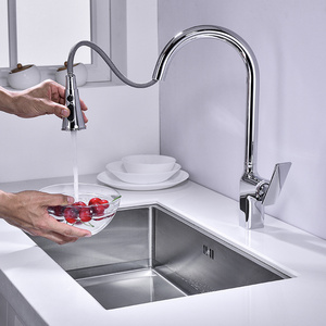 Lusa New Product Single Hole Brass Pull Down Sprayer Kitchen Sink Faucet