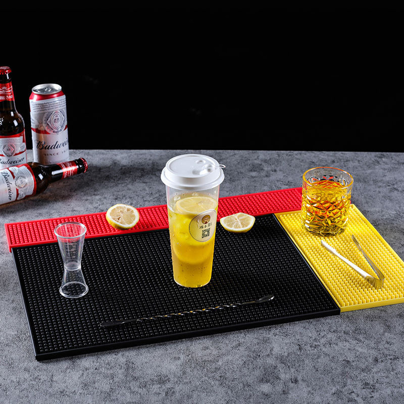 Kitchen and Bar Accessories Anti-slip Black 12 inches Plastic Soft Beer Bar Drip Mat