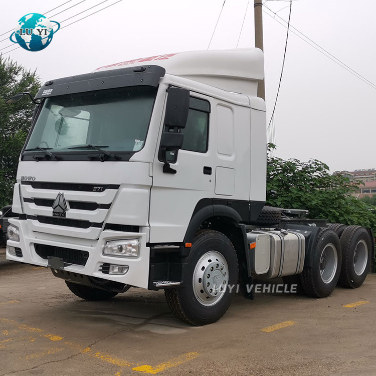 Hot Sale Sinotruck Howo 6x4 10 wheels 371hp Tractor Truck for sale