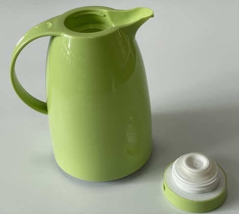 1.0L PLASTIC VACUUM THERMOS   FLASK