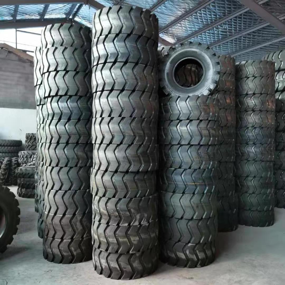 Spot Lei Jia 20.5/70-16 forklift tyre loader tyre 16/70-24 20.5/70-16 can be added with inner tube and steel ring