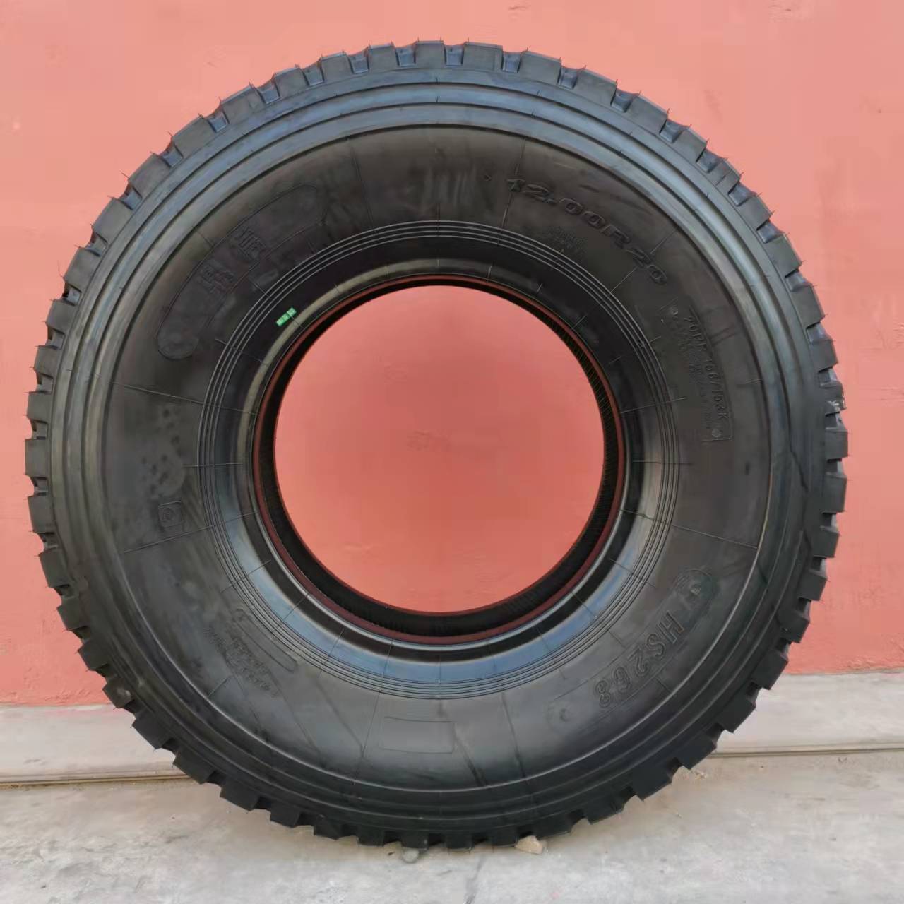 Truck tyres 235/75R17.5 265/70R19.5 315/80R22.5 295/85R22.5 radial light truck tyre light truck tyre 700r15