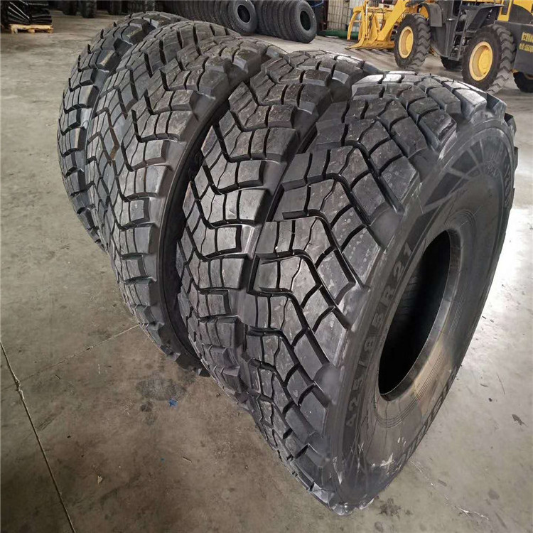 off-road truck tire 425/85R21 desert transportation radial tire