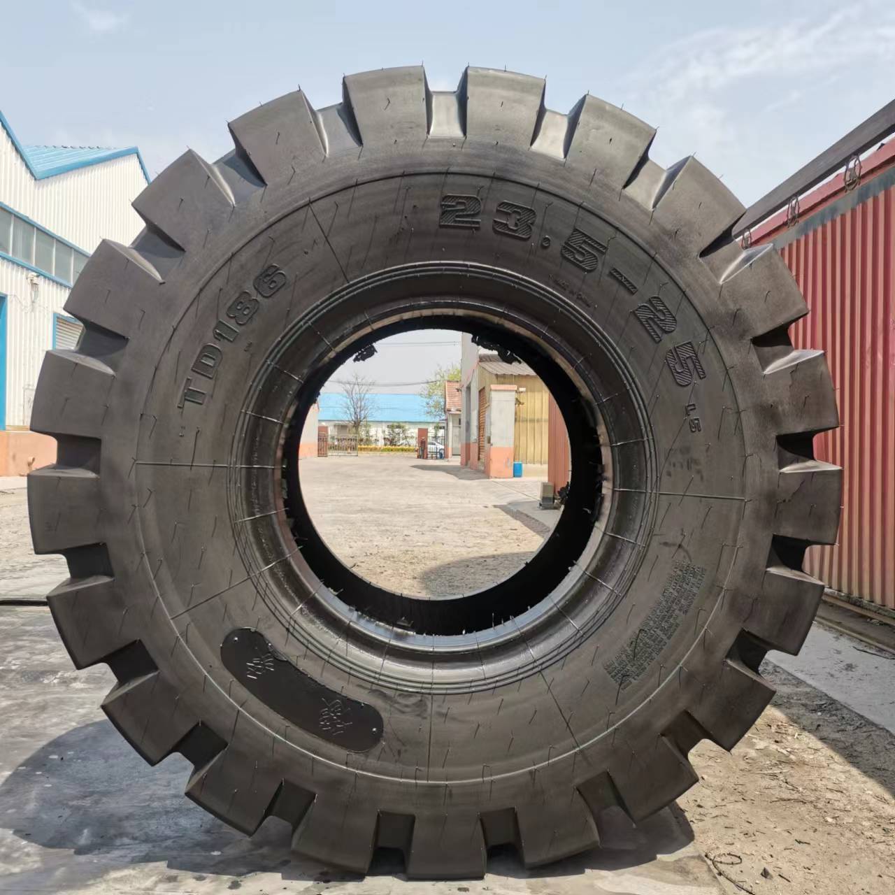 Wholesale Wheel Heavy machinery loader tire Loader Tire size 23.5-25 L-5 pattern