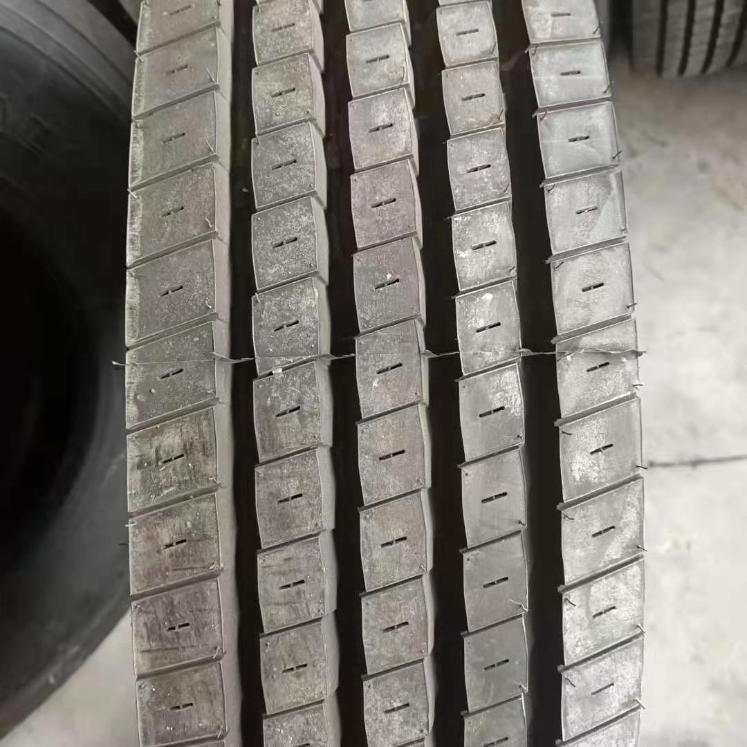 Chinese manufacturers truck tires 10R22.5 aeolus brand vacuum off-road tires Chinese Brand Truck Tire Made