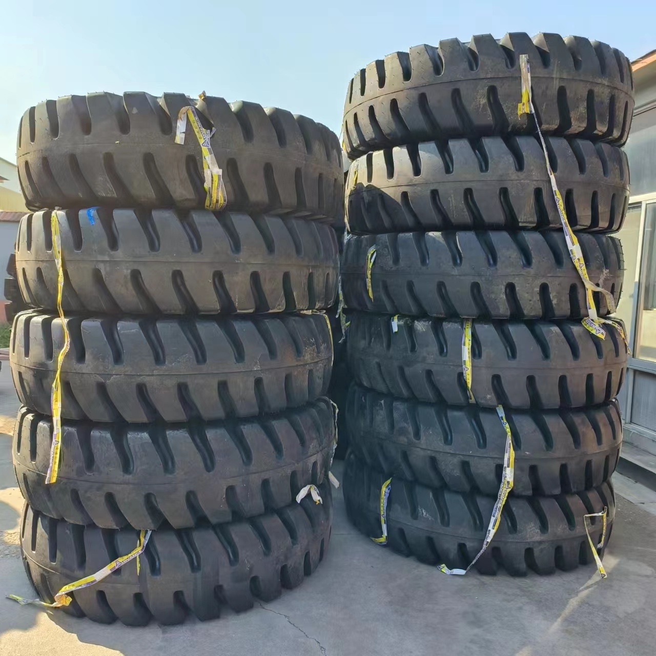 Port tyre 18.00-25 21.00-33 16.00-24  e-4j Nylon tyre