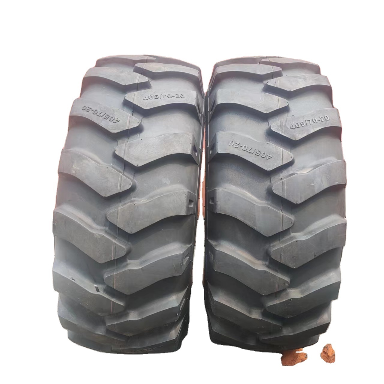 Loader forklift tire 405/70-20 R20 16/70-20 R20 24 engineering machinery two-head busy bulldozer herringbone two large tires