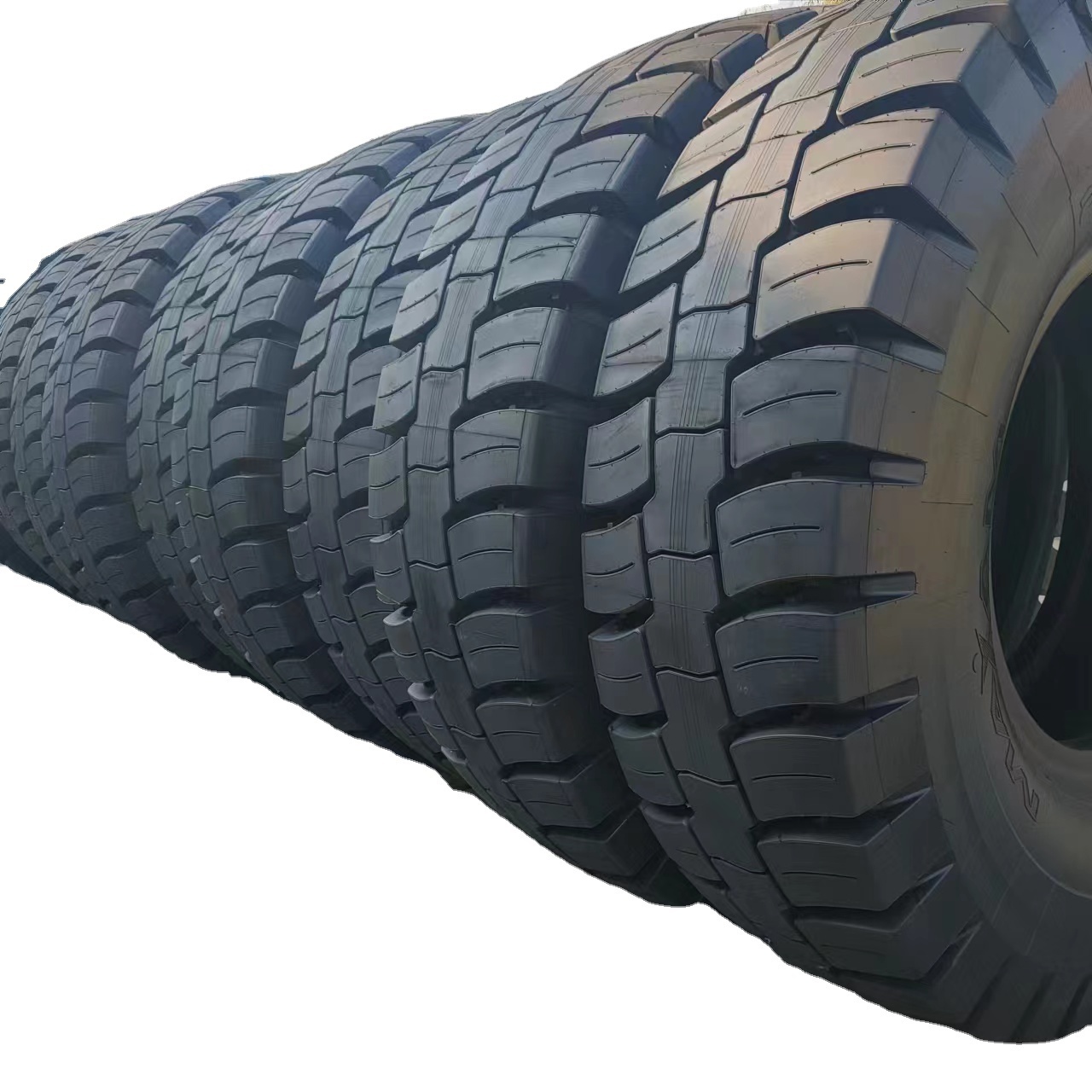 Radial  Tire 27.00R49 30.00R51 36.00R51  heavy duty engineering dump truck tyres