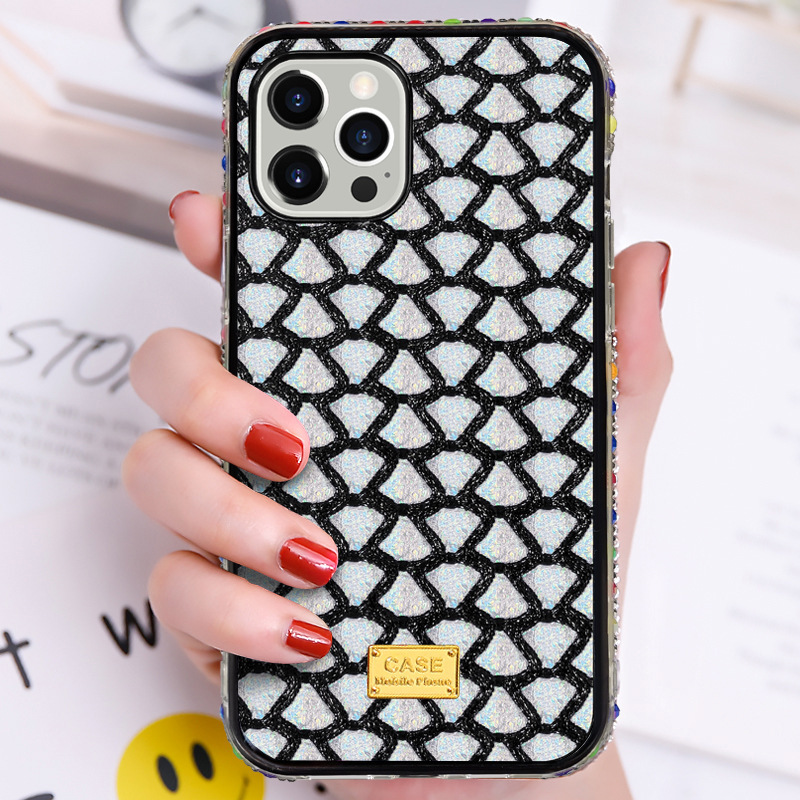 New design Fashion Aesthetic Rhinestone Glitter Mobile Cover Bling Diamond Pretty Phone Case Unique Phone Case For iPhone 12 13