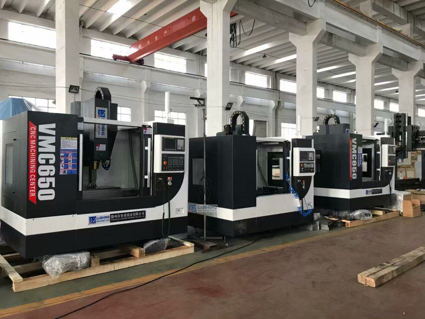 Vertical cnc milling machine 5 axis  vmc 650 VMC aluminium cnc milling machine center