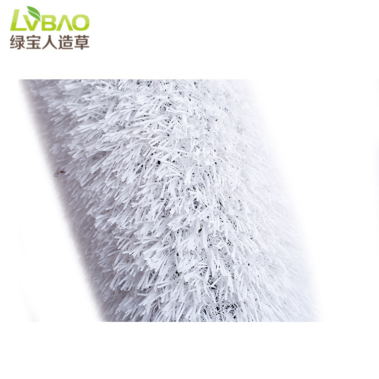 White artificial grass for event decorating ski grass