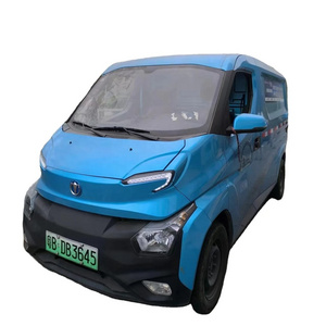 With a Mileage of 40000 Kilometers a Second-hand Cheap New Energy Van from China LED Electric Light Leather Blue Multi-function