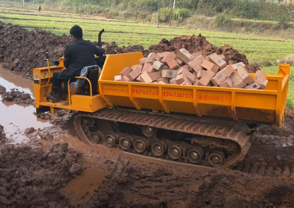 China 3.5T Crawler Transport Truck Small Mini Dumper Transport Car Site Dumpers For Sale