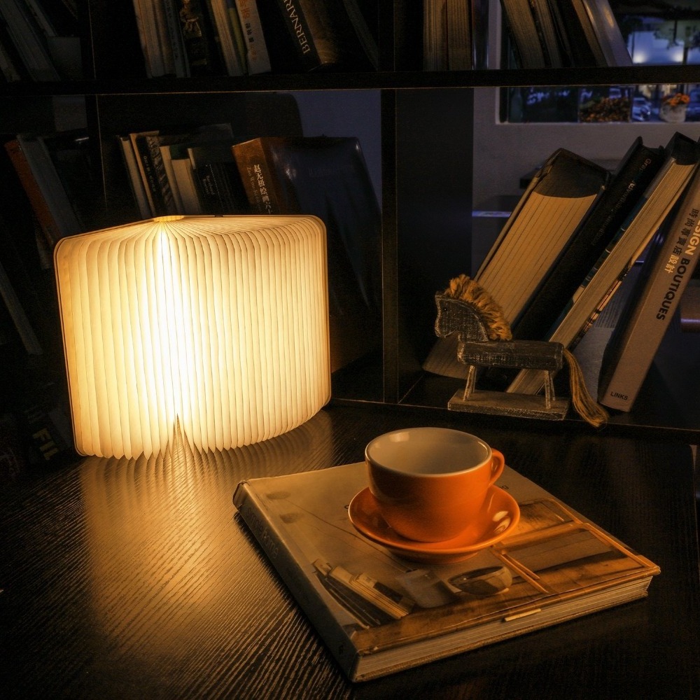 Novelty LED Book Night Light Modern Desk Lamp Set Mood Light Wooden Folding Book Lamp USB Rechargeable Home Kids Bed Lighting