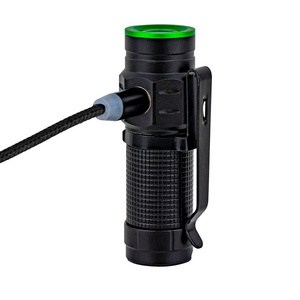 1000 Lumen Compact Flashlight