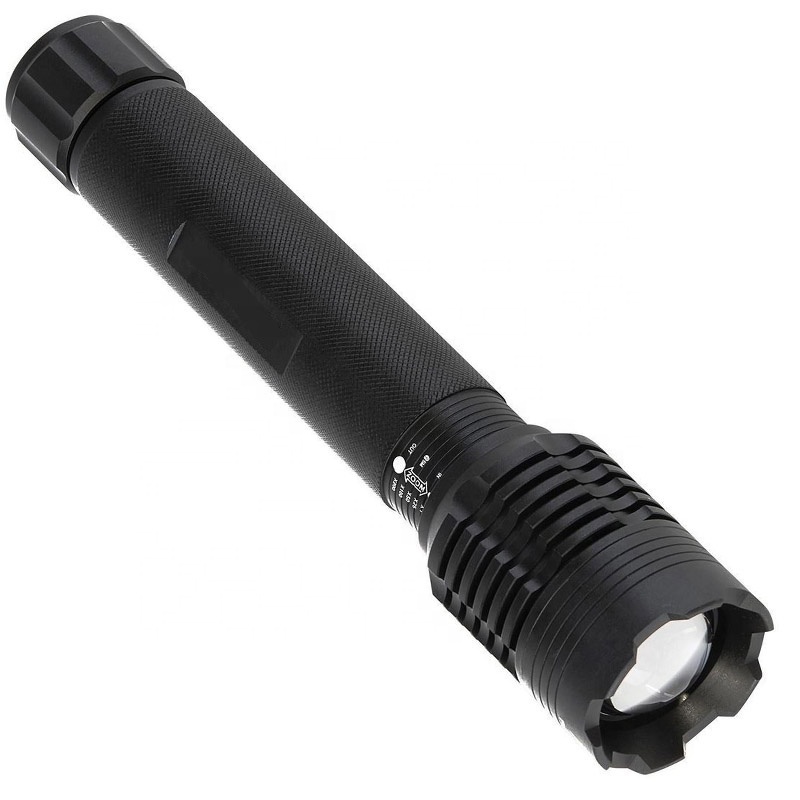 1500 Lumen LED Flashlight