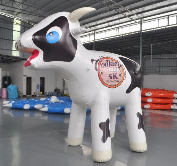 Advertising cartoon model giant inflatable milk cow for rental