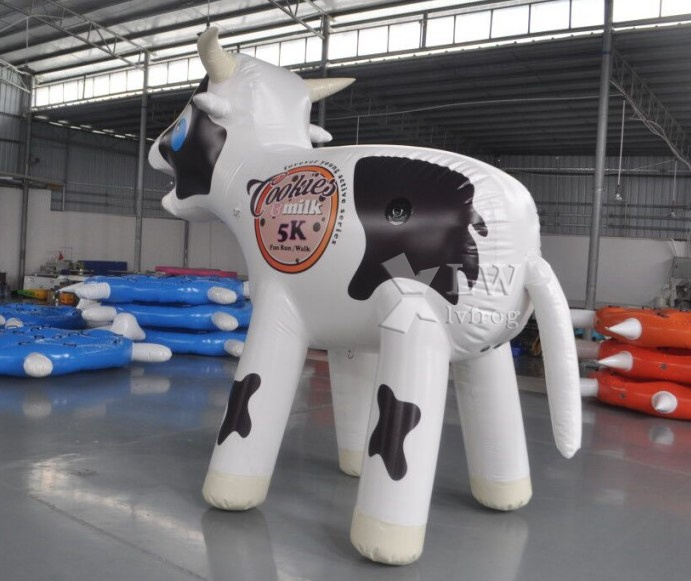 Advertising cartoon model giant inflatable milk cow for rental