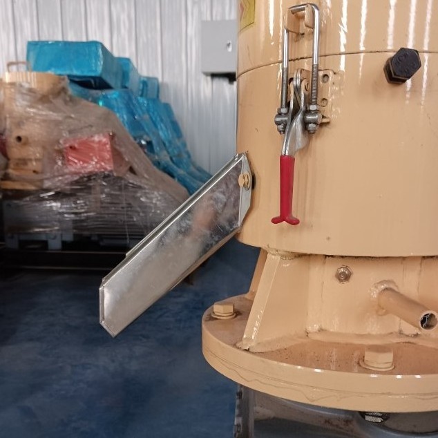 Agricultural Waste Small Wood Pellet Machine Mobile Pellet Maker