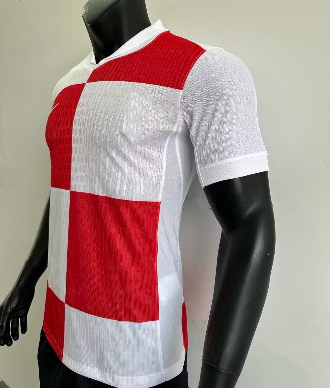 2024 Newly arrived custom white and red player version best quality home croatia soccer jersey