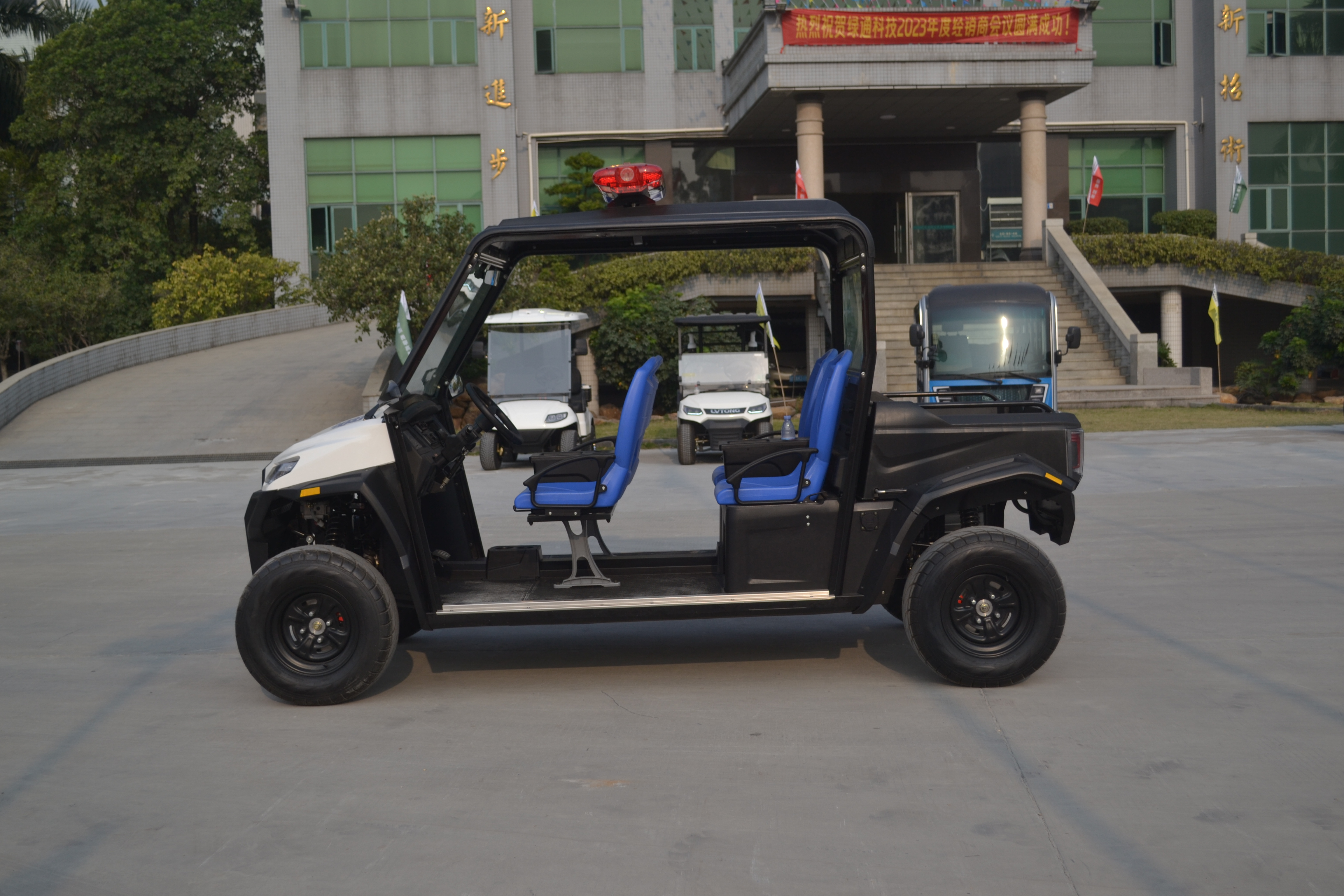 Lvtong Manufacture Farm 20Kw 72V 4Wd Utility Lithium 4X4 Electric Utv For Adult