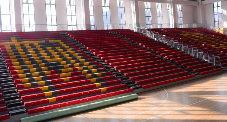 Professional Retractable Seating Stadium Seat Scaffolding Temporary Bleachers made in China