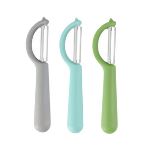 Wholesaler Kitchen Vegetable Potato Peelers Stainless Steel Peeler Veggie Peeler With Blemish Remover for Cucumber Carrots Apple