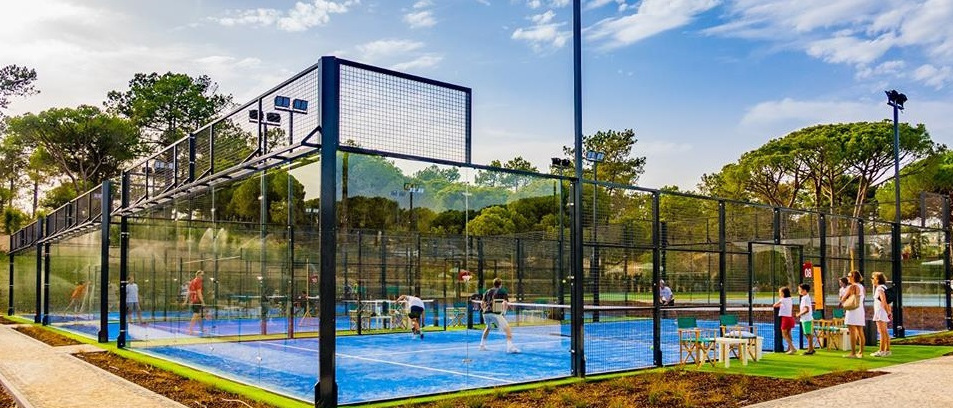 China Factory Padel Court Manufacturer Panoramic Full Set Padel Court Accessories