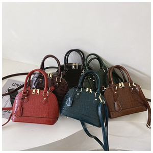 Ladies Handbags 2020 Luxury Vintage Crocodile Bags Shell Shape Women Handbag With Shoulder Strap