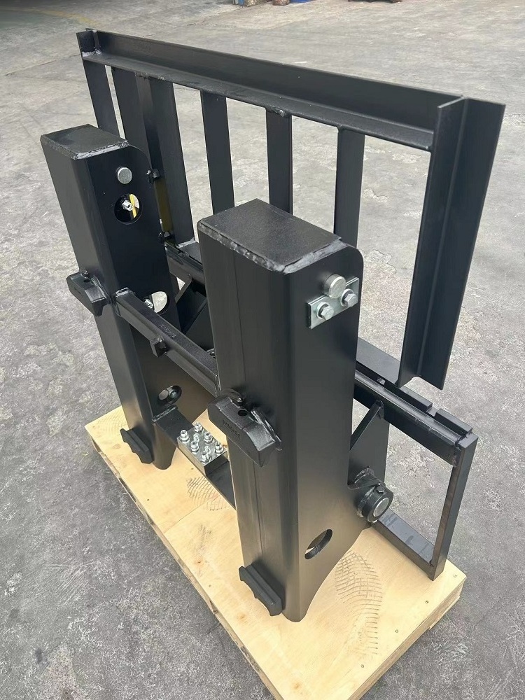 Forklift Attachment 2.5-3 Ton Hinged Fork Carriage