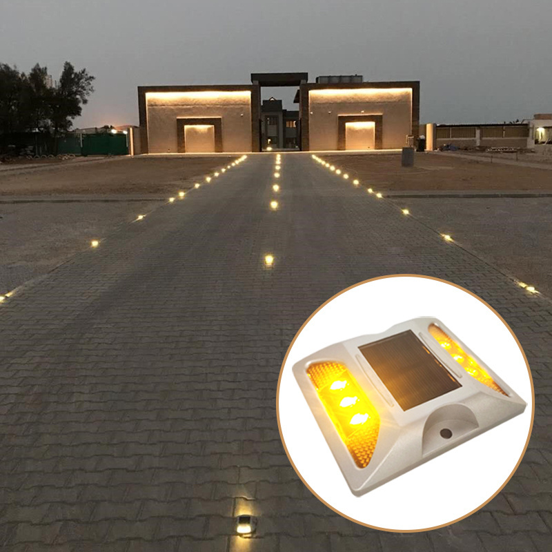 Aluminum Solar Power Flashing LED Road Marker Cat Eye Road Stud Raised Pavement Marker Light for Driveway