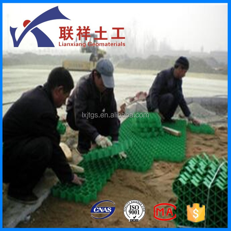 hdpe parking honeycomb gravel stabilize parking hard lawn plastic grid grass protection block paver with uv