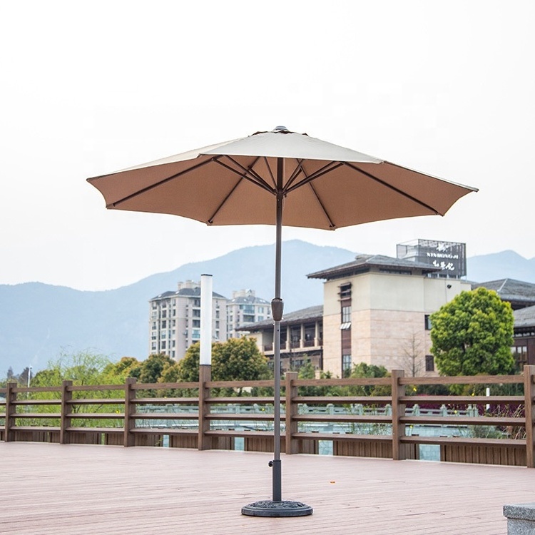 Highly Customized 9ft Commercial Polyester Solar Umbrellas for Patio