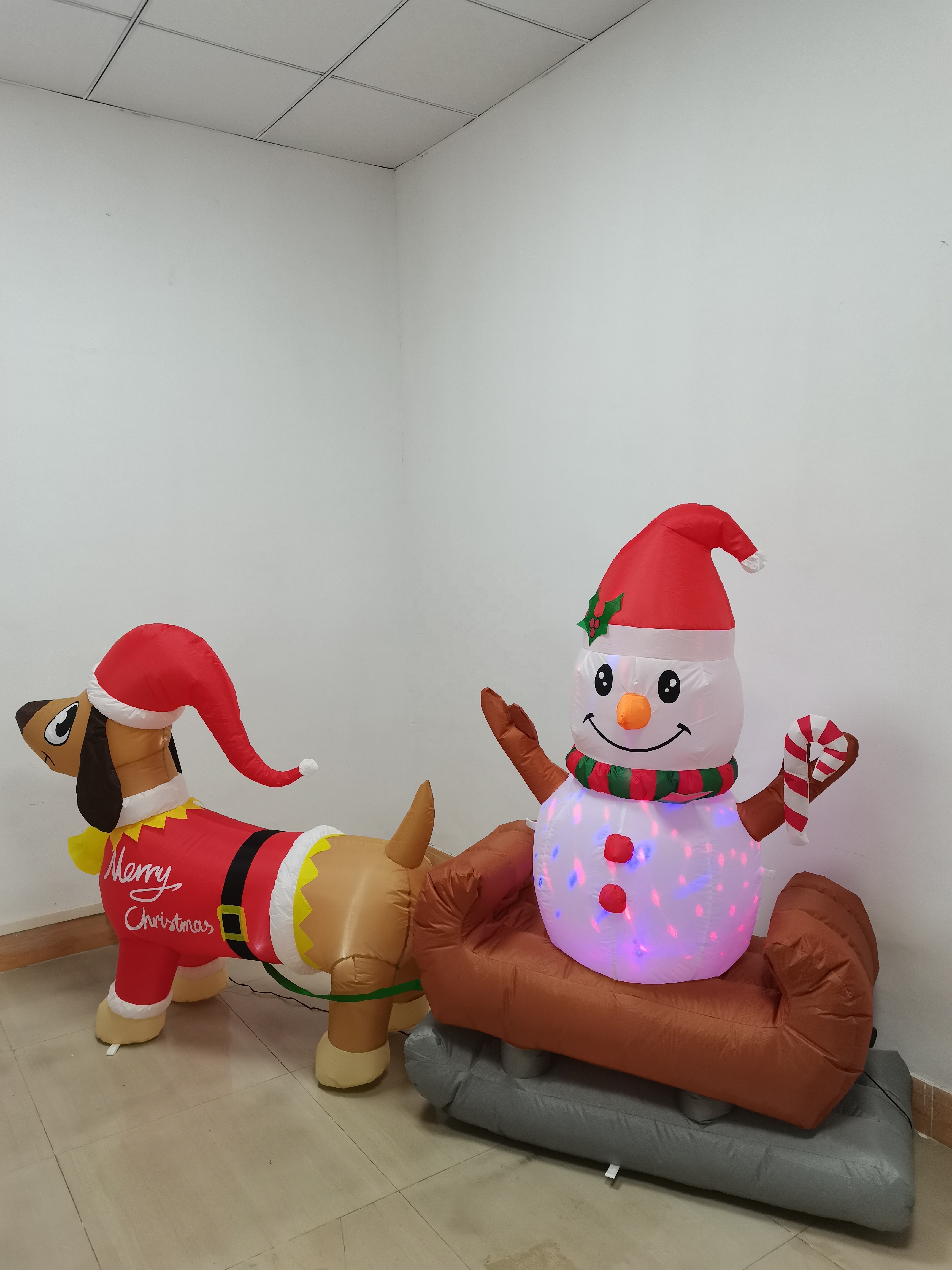 Life Size Large Advertising Inflatables LED Dog Sleigh Snowman Blow Ups Outdoor Christmas Inflatables for Yard Decorations