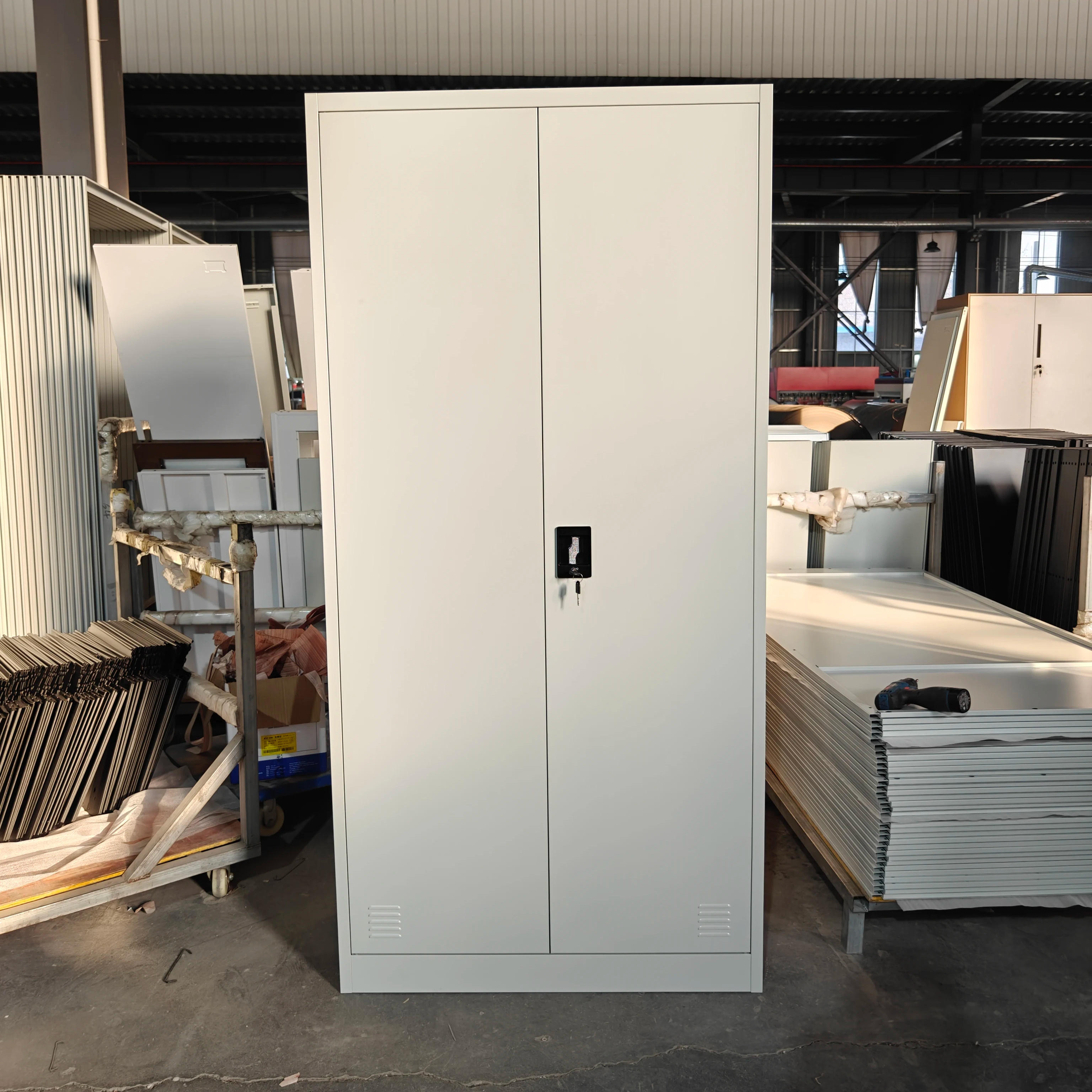 Office furniture staff adult cabinet 2 Door Clothing Steel Cupboards For Clothes Cabinet Locker Bedroom Wardrobe