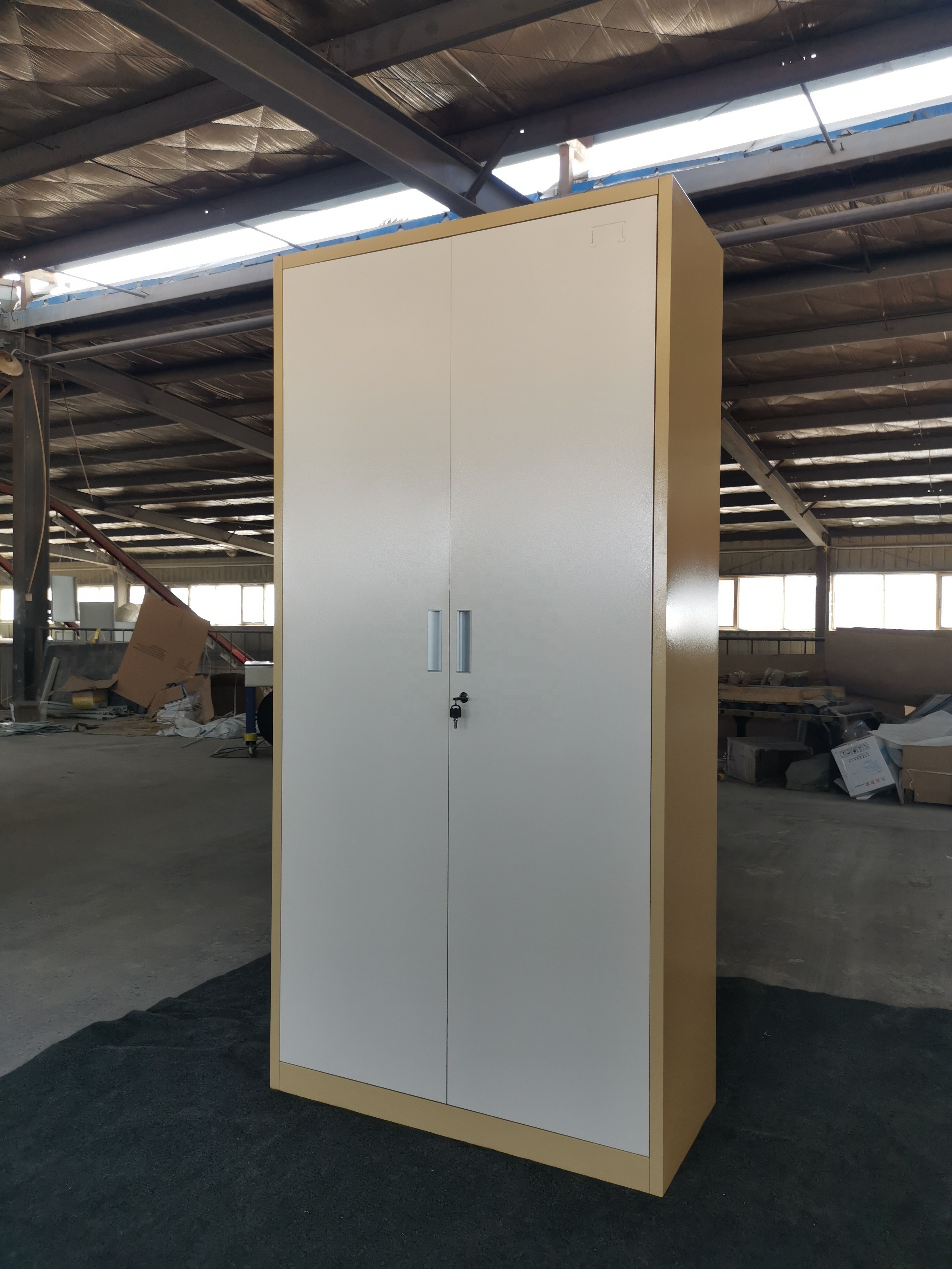 Luoyang Factory Steel Wardrobe Design/Metal Double Door Almirah Bedroom Furniture Hot Sale Metal Clothes Staff Locker