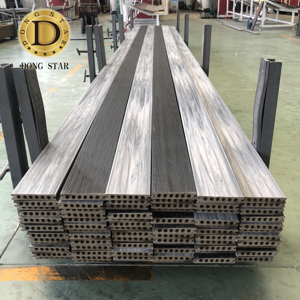 2022 Dongstar Gray Wood Floor Water Resistant Outdoor Wpc Composite Decking Boards