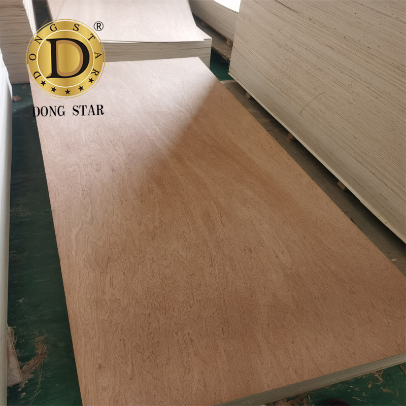 2.7mm 3mm 5mm 18mm Bintangor / Okoume/ Pine Wood Veneer Faced Plywood Commercial Plywood