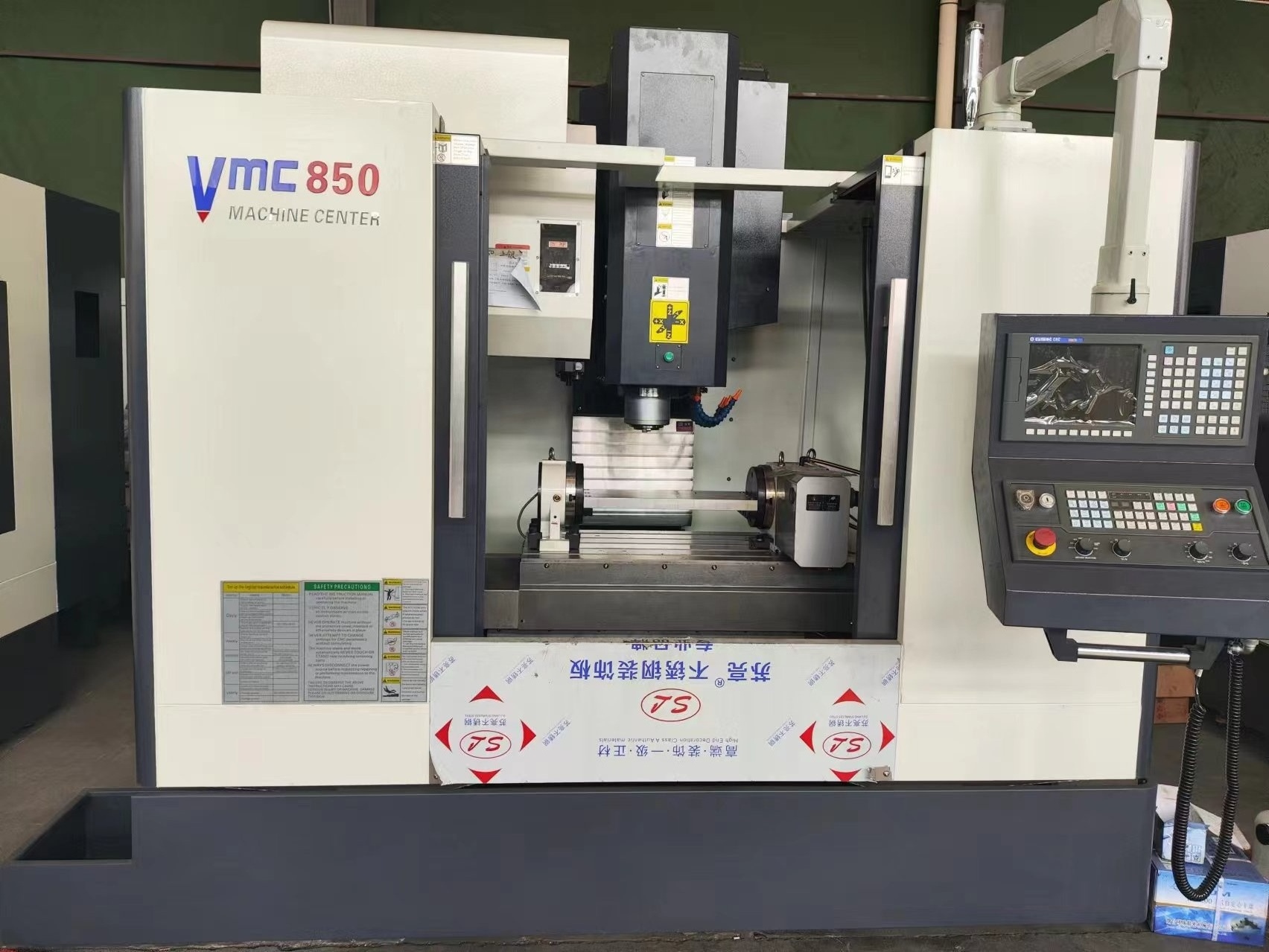 vmc850 vmc855 FANUC system 3-axis 4-axis 5-axis Cnc Machining Center With Automatic Tool Changer For Metal