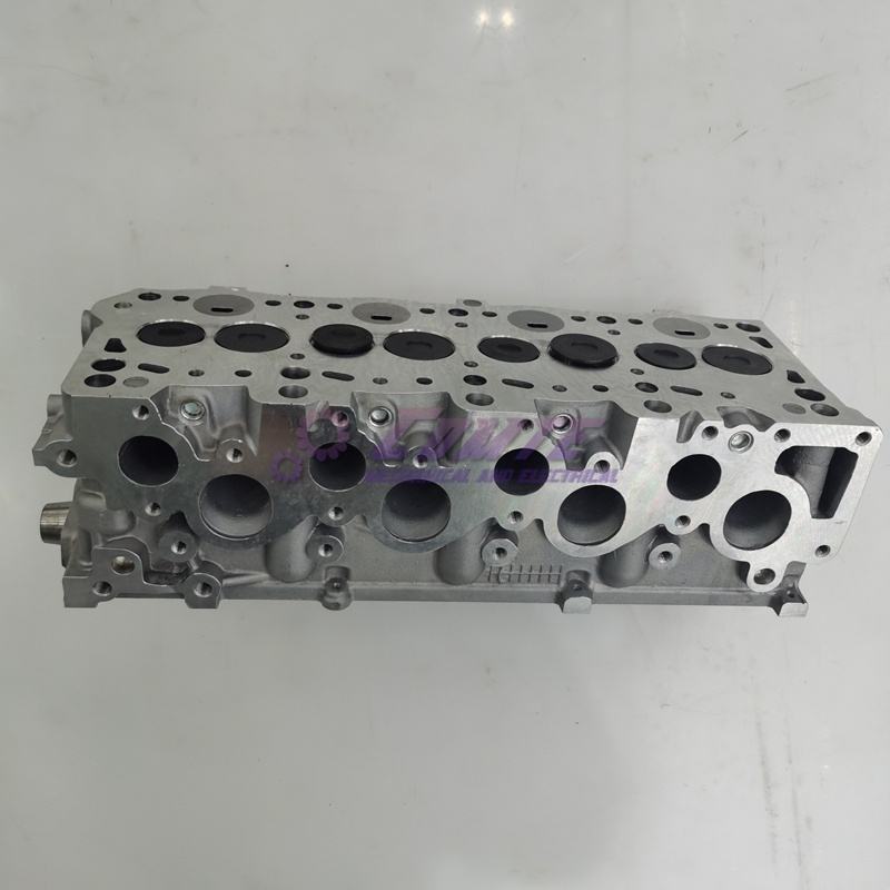 R2 RF Complete Cylinder Head for Mazda 626 B2200 Diesel Engine 908740