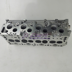 R2 RF Complete Cylinder Head for Mazda 626 B2200 Diesel Engine 908740