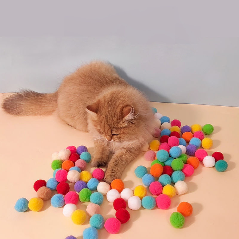 Cat Plush Toy Launching Gun Micro-elastic Soft Fuzzy Cat Toy Balls with Launching Gun  Chew Ball Pet Cat Scratcher Toys