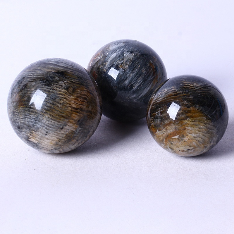 Wholesale Natural Healing Crystal Ball Polished High Quality Thousand Layer Garden Quartz Sphere Crystal For Home Decoration