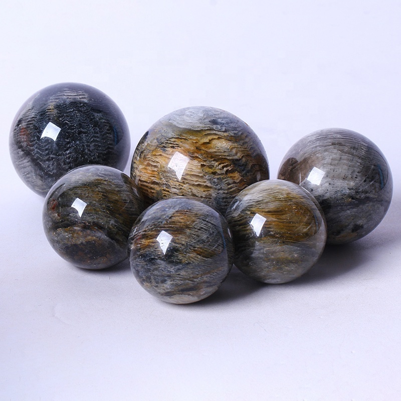 Wholesale Natural Healing Crystal Ball Polished High Quality Thousand Layer Garden Quartz Sphere Crystal For Home Decoration