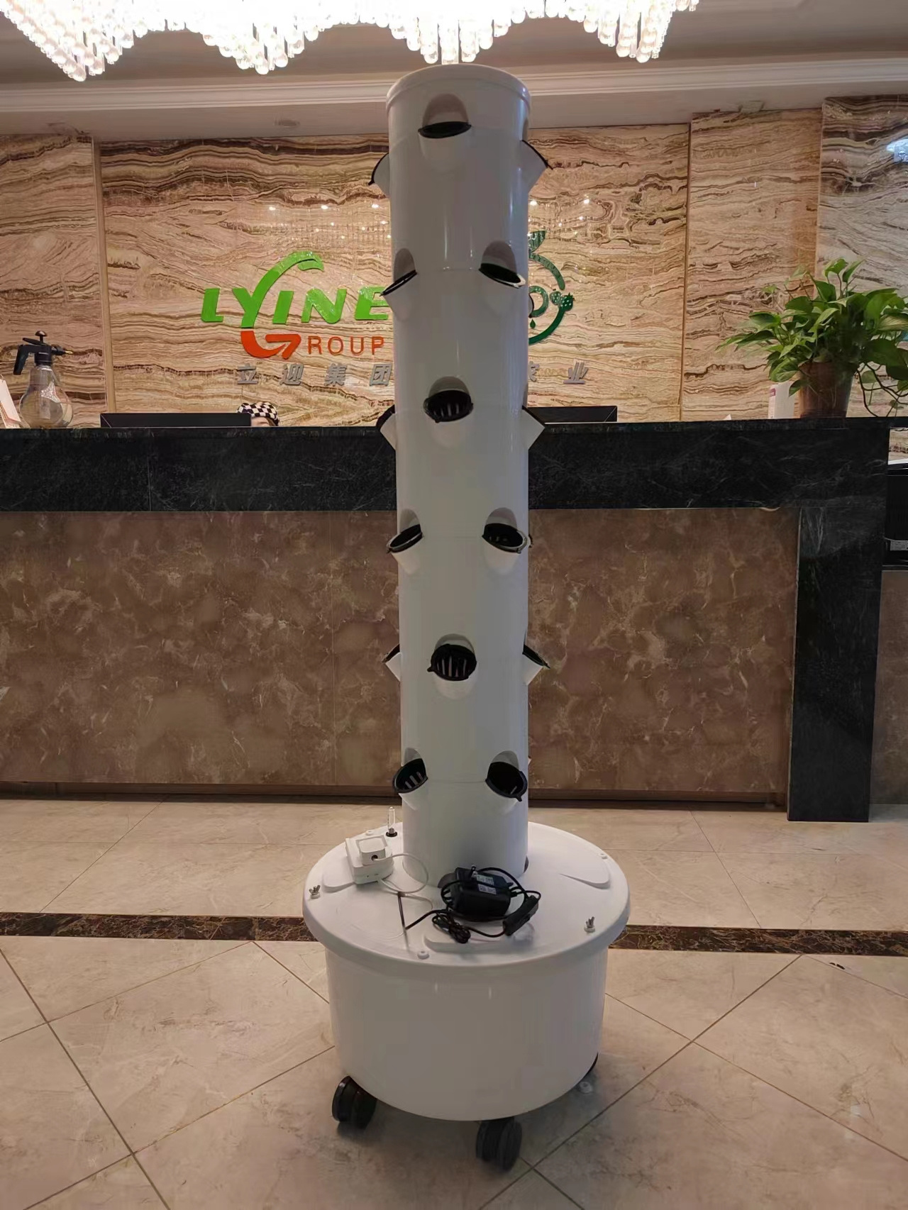 New Arrive Lyinehydroponic Growing Systems Hydroponic System With Led Light Solar Powered Hydroponic System