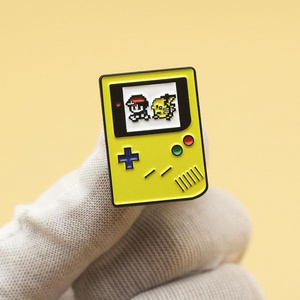 New Creative Game Console Cartoon Brooch Metal Badge Funny Gift