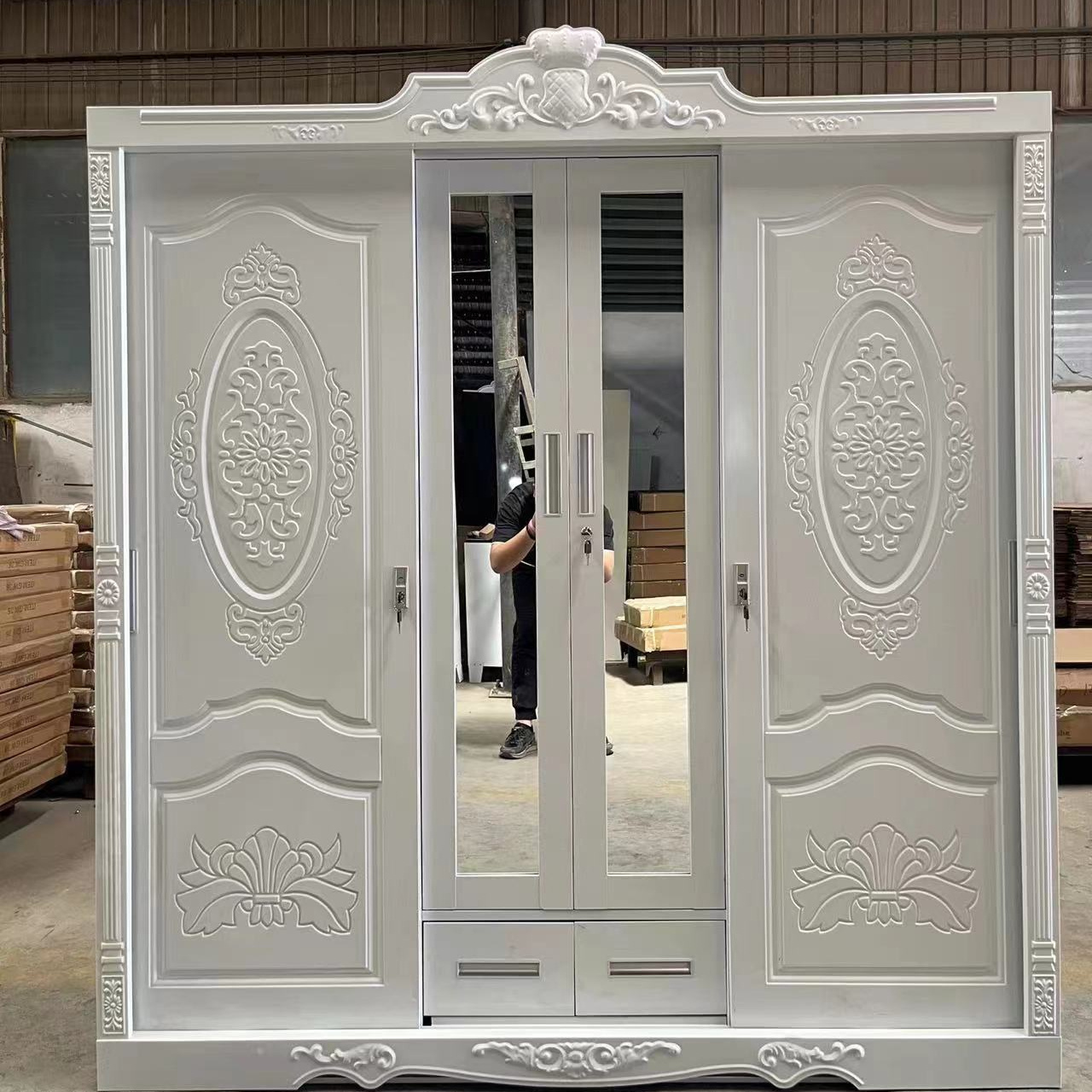 High Quality 4 Door Embossing Cabinet Steel Wardrobe Design Metal Steel Clothes Cabinet Armoire